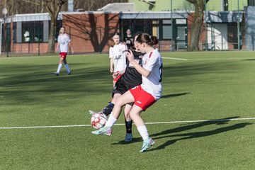 Bild 69 - wBJ SV Wahlstedt - SV Henstedt Ulzburg : Ergebnis: 0:1